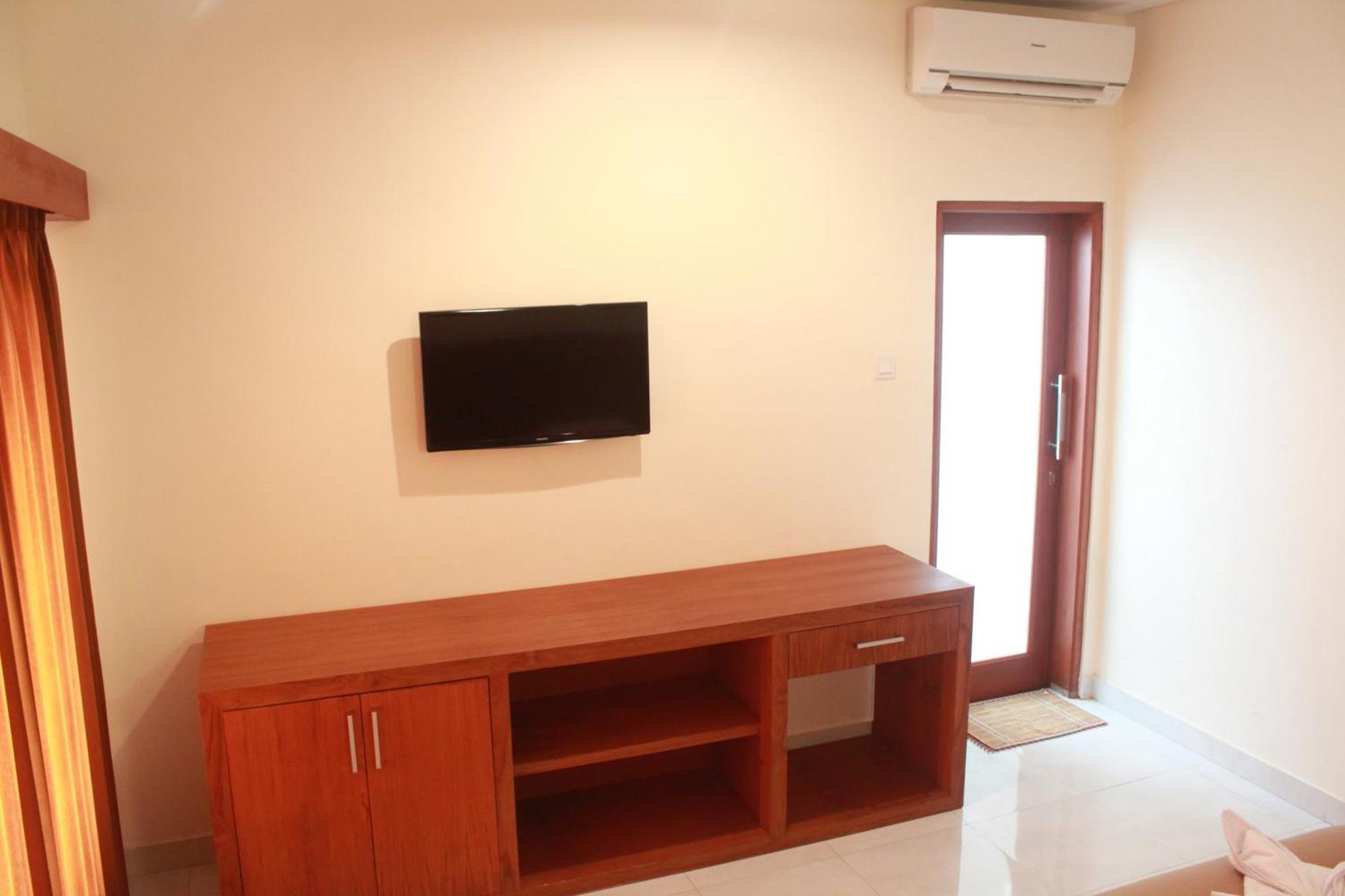 Gora Beach Inn Kuta  Phòng bức ảnh