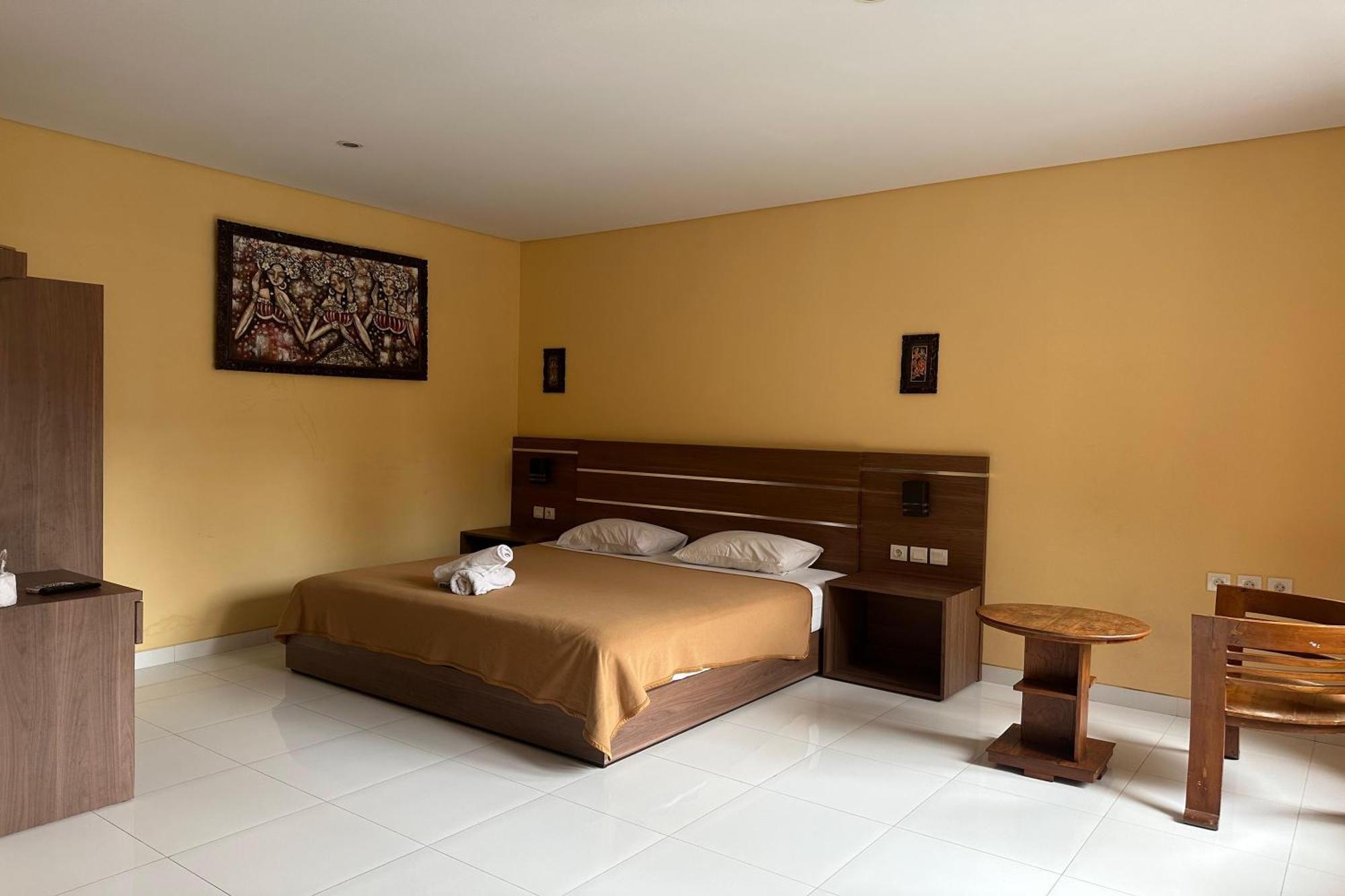 Gora Beach Inn Kuta  Ngoại thất bức ảnh